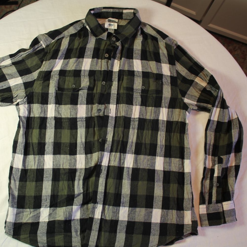 old navy plaid sweater
